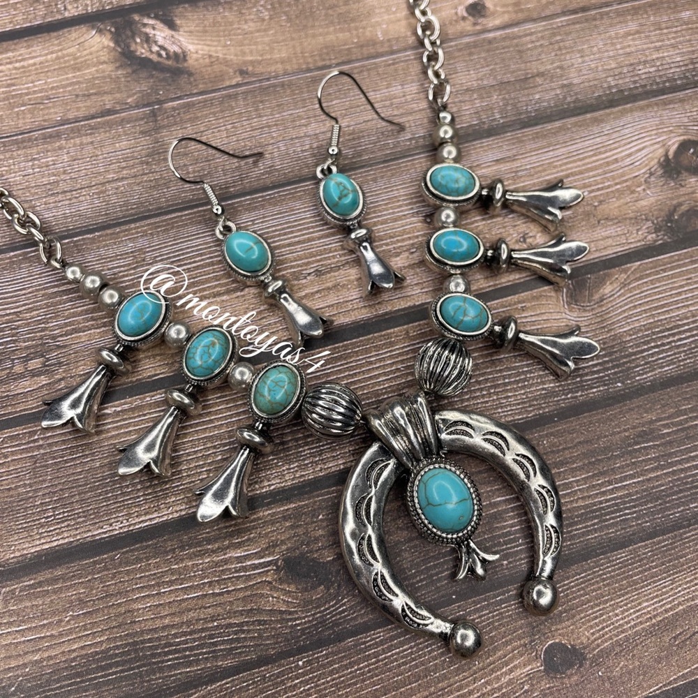COPY - Squash Blossom Necklace Set